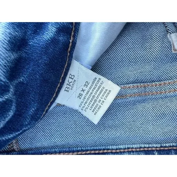 BKE Payton universal fit mid rise distressed straight jeans size 26x33 - Picture 8 of 8